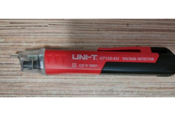 UNI-T AC Voltage Detector 24V~1000VAC Model UT12D - Kings Trading - Image 2